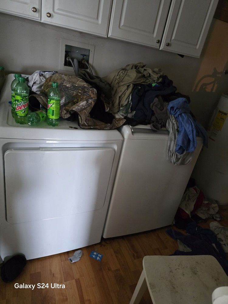Like New. Works Great. Electric