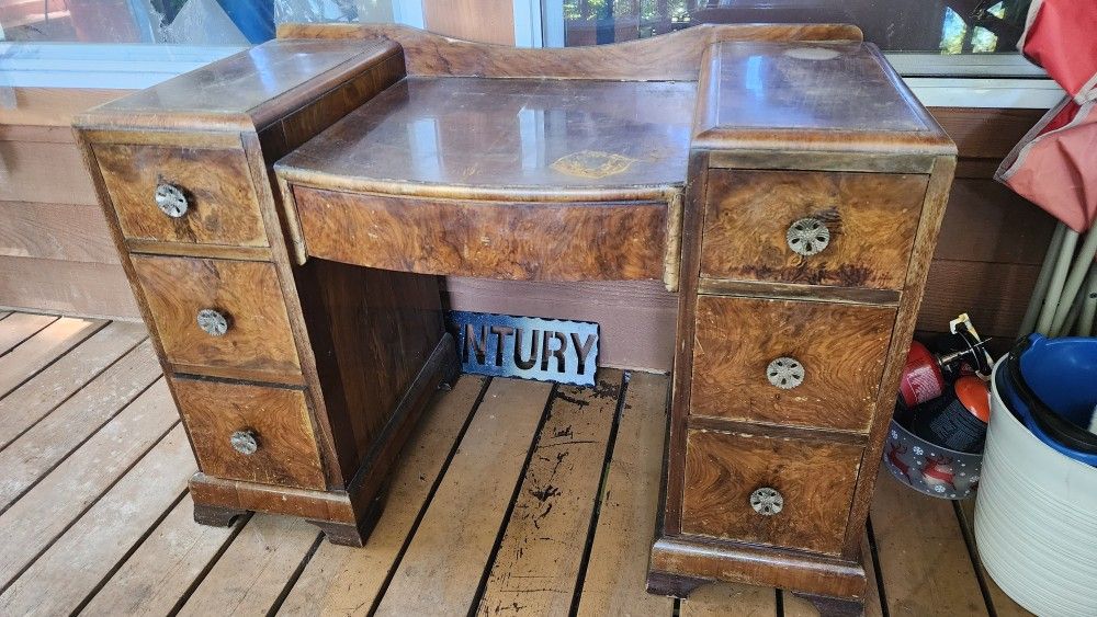 Art Deco Vanity