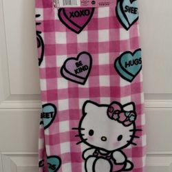 Hello Kitty Valentine Blanket
