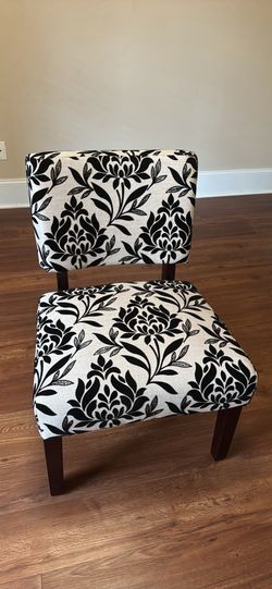 Black and White Accent Chair - MUST GO TODAY!