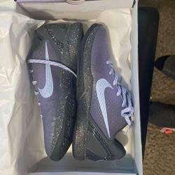 Kobe 6 EYBL size 12