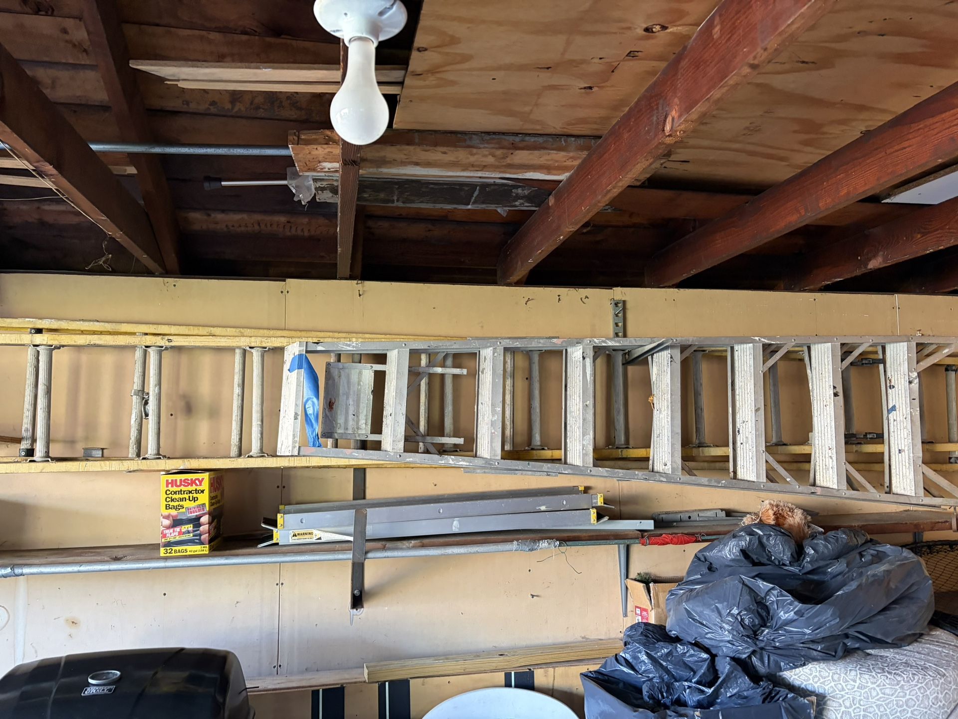 2 ladders