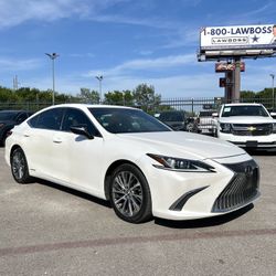 2020 Lexus Es350