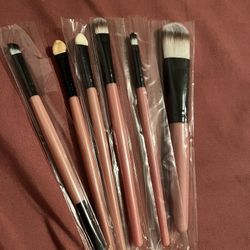 New Make -up Brushes 