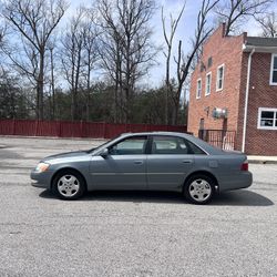 2004 Toyota Avalon