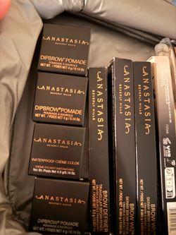 Anastasia Beverly Hills Brow Product