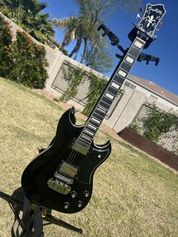 Hagstrom Pat Smear Signature Guitar w/HSC