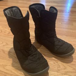 Girls Winter Boots by Columbia Size 5