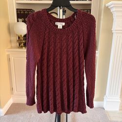 Free People maroon cable-knit sweater with a crewneck SMALL