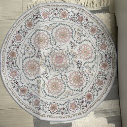 Vintage Persian Floral Round Rug