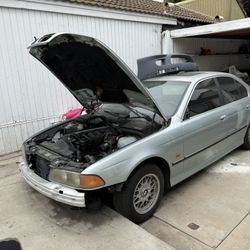 1998 BMW 528i Part Out