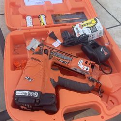 GARAGE SALE CLEAN OUT - SUNDAY