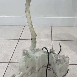 Windshield Washer Reservoir 