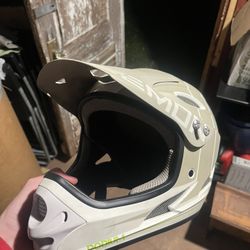 Demon United Full Face Helmet XL
