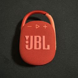 JBL Clip 4