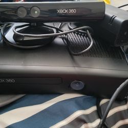 Xbox 360 With Kinect Works Great Adult Owned  No Controllers