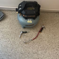Air compressor