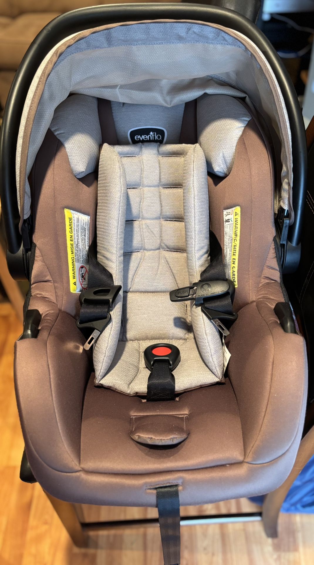 Evenflo Baby Car Seat & Base