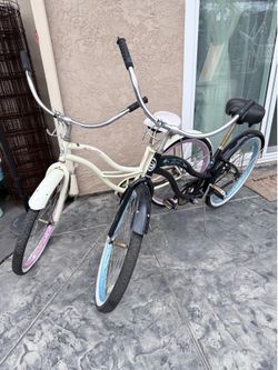 Women beach cruiser