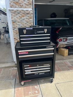 Husky Tool box set(SEND ME BEST OFFER)