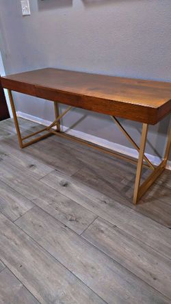 Modern desk