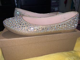 Flats 🥿 with Rhinestones