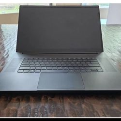 Razer Blade 17 - 1440p 240hz, i7 12800H, DDR5 32GB RAM , RTX 3070 TI , 1TB SSD, GamingLaptop