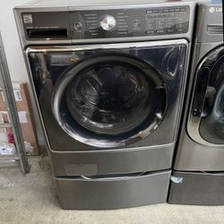 grey kenmore frontal washer 5.2 cu feet, mega capacity with pedestal