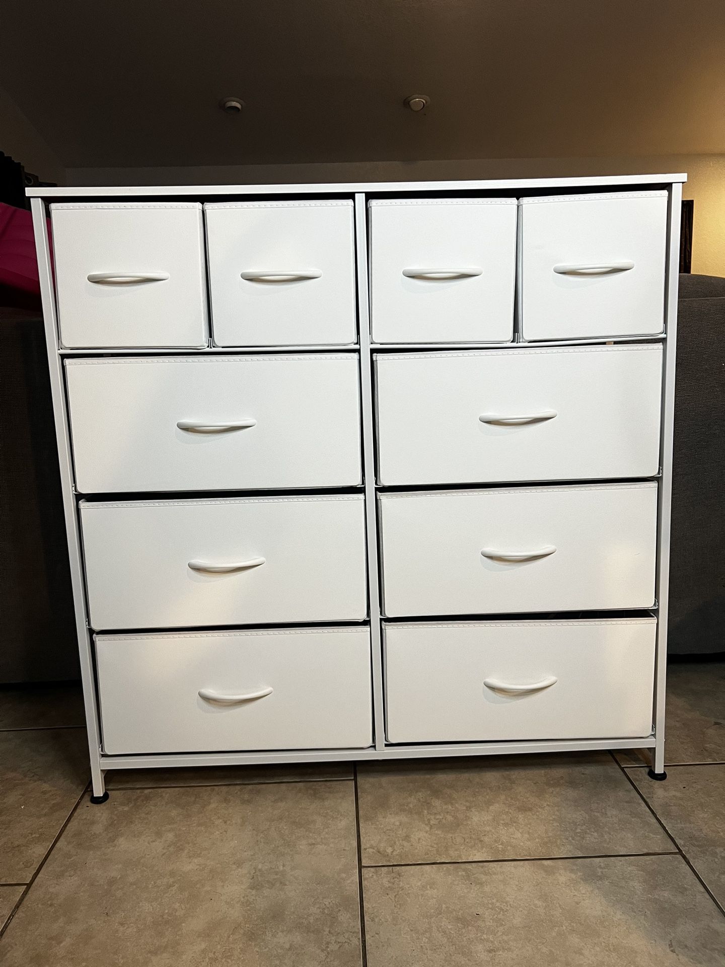 10 Drawer Dresser