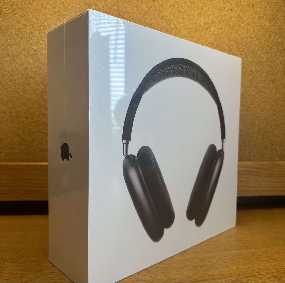AirPod Maxes