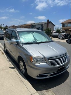 2016 Chrysler Town & Country