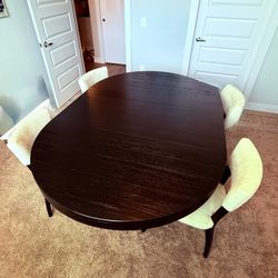 Pottery Barn Extendable Table and Chairs