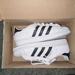 Adidas Superstar Women's 