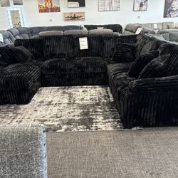 All-In-One Comfort! Black Corduroy Sectional – $1,799 🛋️🖤🛏️