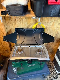 Coleman Triton 2-burner