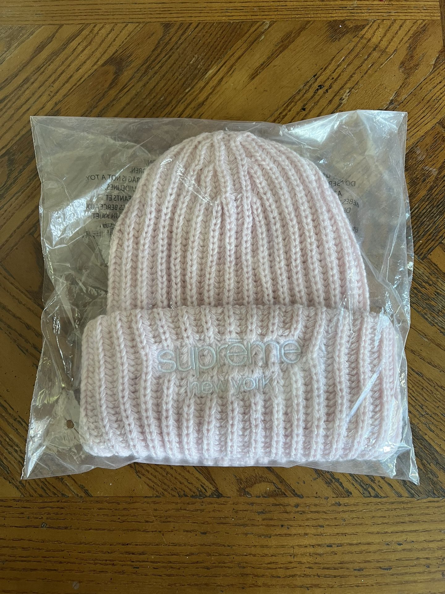 Supreme Classic Logo Chunky Ribbed Beanie Light Pink