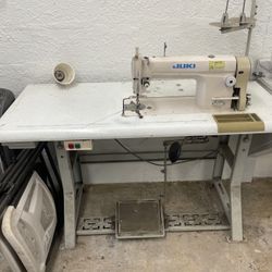 Juki Sewing Machine 