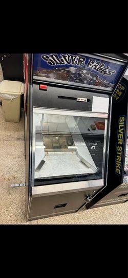 Coin pusher game machine