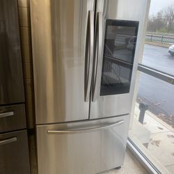 Samsung  36” French Door Fridge Stainless With Family Hub Working Perfectly 4 Months Warranty 