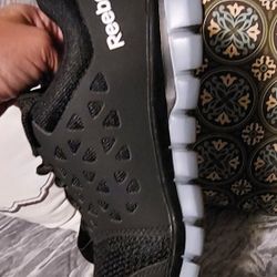 NEW Reebok Sz. 7  Sublite Cushion