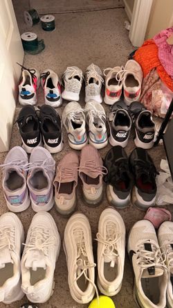 Nikes Used women’s 9