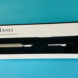 Hair Straightener - Enzo Milano New