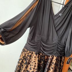 Elegant Evening Cocktail Party Dress New. Size 16 W 