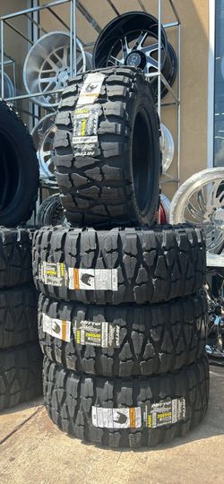 Nitto  Grappler Mud Tires Set of 4