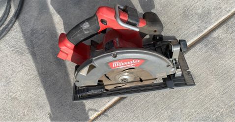 Milwaukee cordless 7 1/4 circular saw