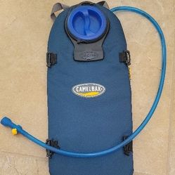CAMELBACK Insulated Water Bladder