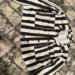Women’s Top Shop Size Small Oversized Cropped Black-And-White Striped Beetlejuice Jacket