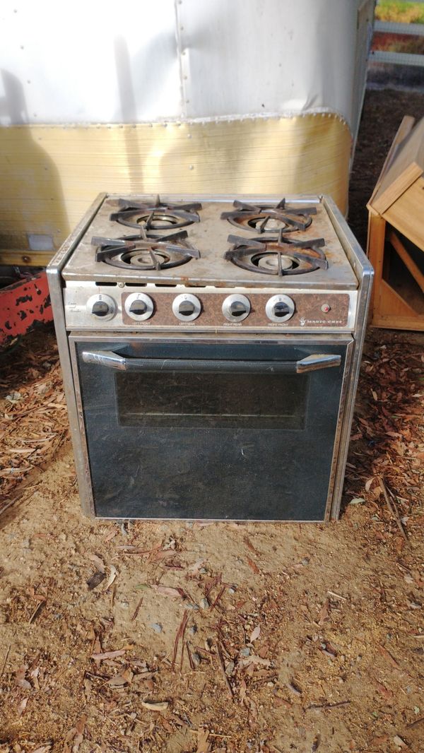 Free Magic Chef Rv Camper Motorhome STOVE COMPLETE for Sale in Temecula