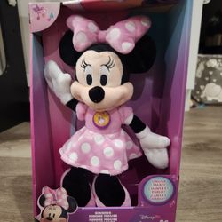 NEW Minnie Mouse Singing
