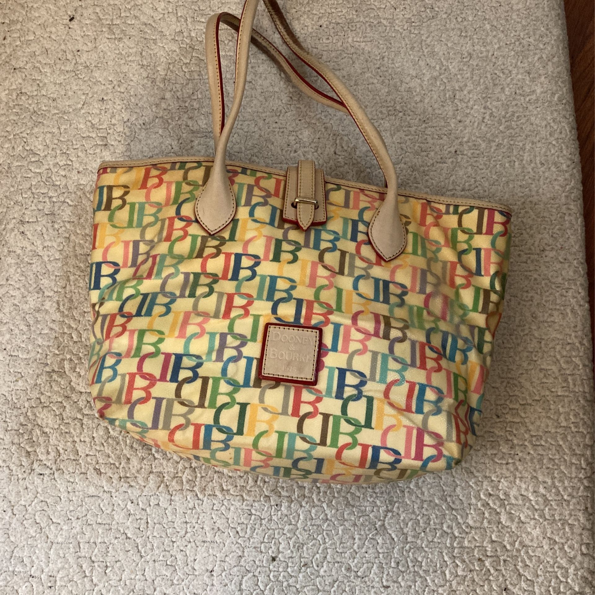 Dooney & Bourke
